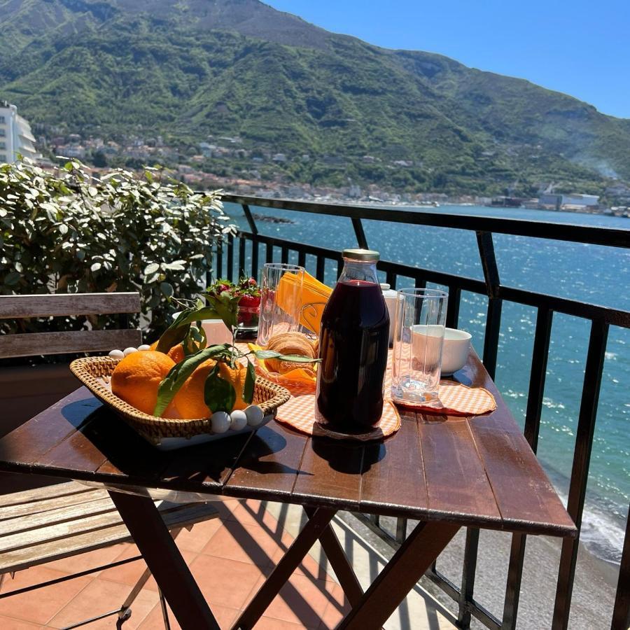 Vip Sul Mare Bed and Breakfast Castellammare di Stabia Eksteriør billede